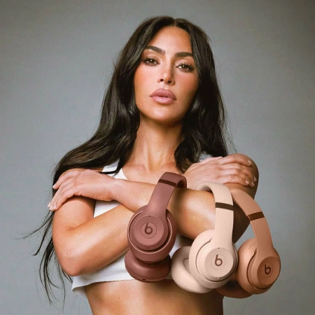 head phones beats studio pro (kim kardashian) earth head phones beats studio pro (kim kardashian) earth